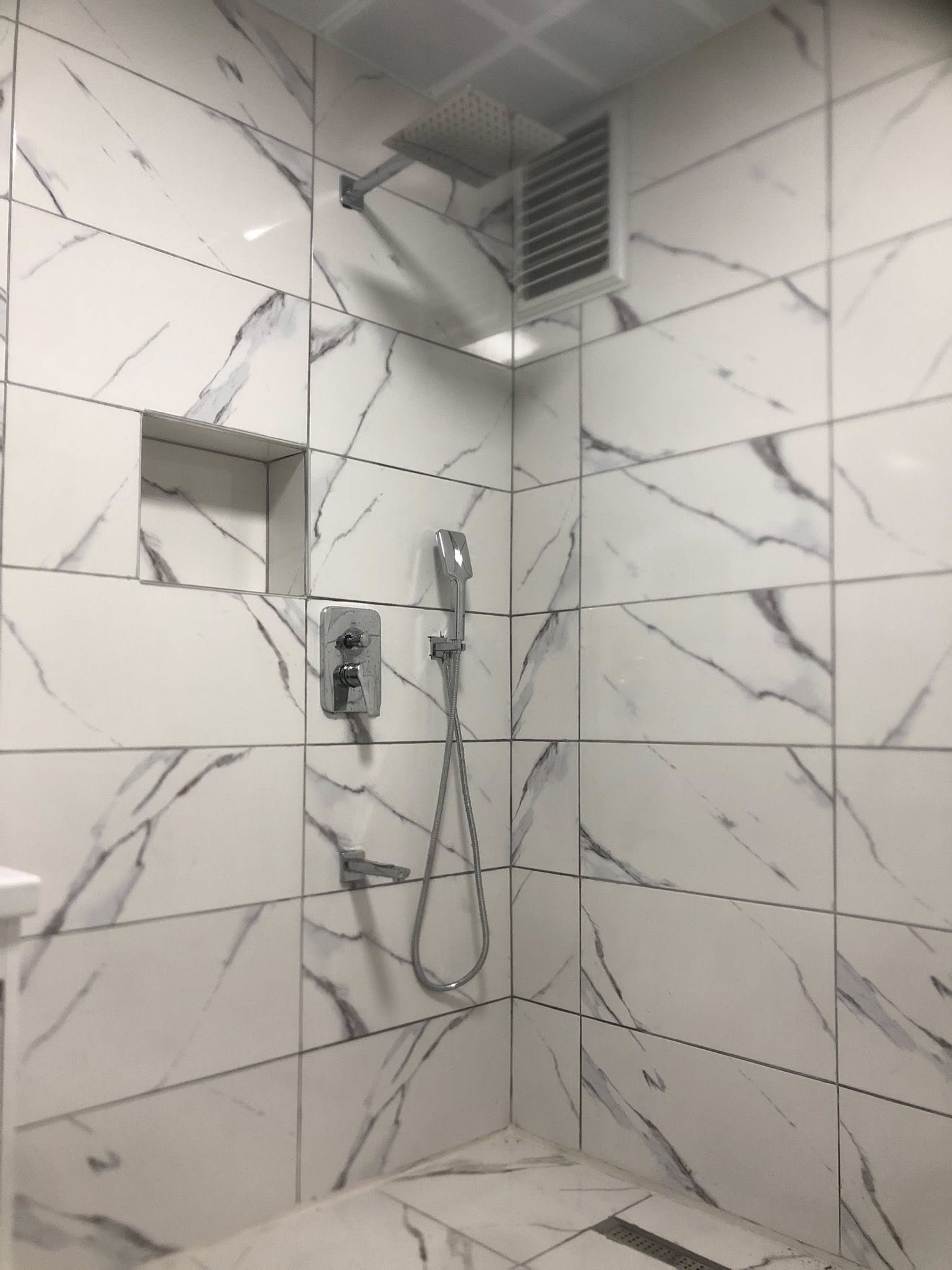 Profesyonel Su Kaçağı Tespiti, Lavabo ve Tuvalet Gider Açma Çözümleri ile Damlacık Su Tesisatçı Yanınızda